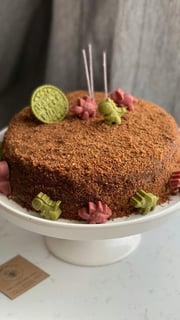 Delicious Ways To Elevate Cadbury Dairy Milk Apple Crumb Cake ...