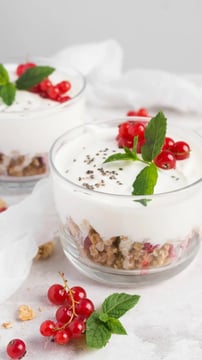 Frozen Yogurt Desserts That Combine Parfaits, Gelato, And Mousse Cakes