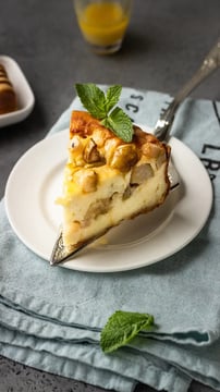 Honey Pear Cheesecake: A Decadent Celebration Dessert