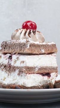 Irresistible Ice Cream Pies For A Fun Breakfast Treat