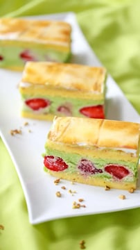 Mini Fraisier Cakes: Perfect Single-Serve Desserts For Any Gathering