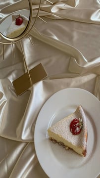 Ricotta Cheesecake Vs. Cream Cheese Cheesecake: What Sets Them Apart?
