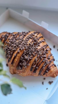 Silky Cocoa Swirl Cinnamon Crescent Rolls: A Decadent Pastry Twist