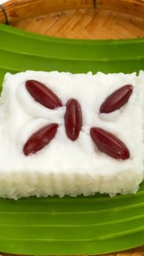 Steamed Rice Cake With Coconut: A Yaosang Tradition With A Modern Twist