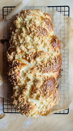 Top 5 Tips To Make Pumpkin Streusel Bread With Walnuts and Chocobakes