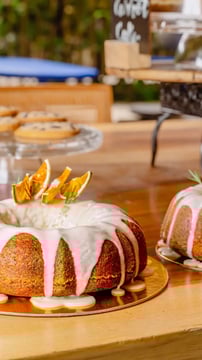 Ways To Decorate An Orange Cream Cake For A Festive Party