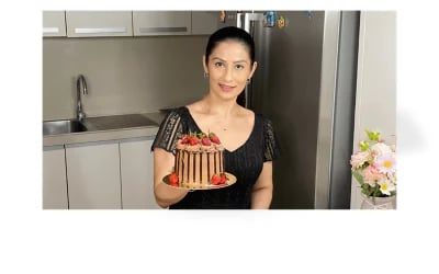 eggless-strawberry-chocolate-cake-desktop