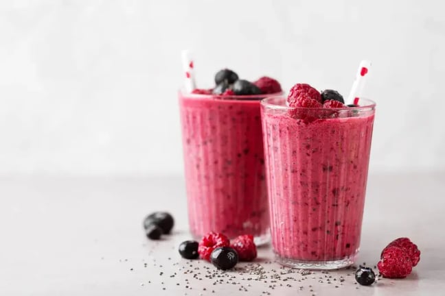 Berry Fruit Smoothie With Pistachio