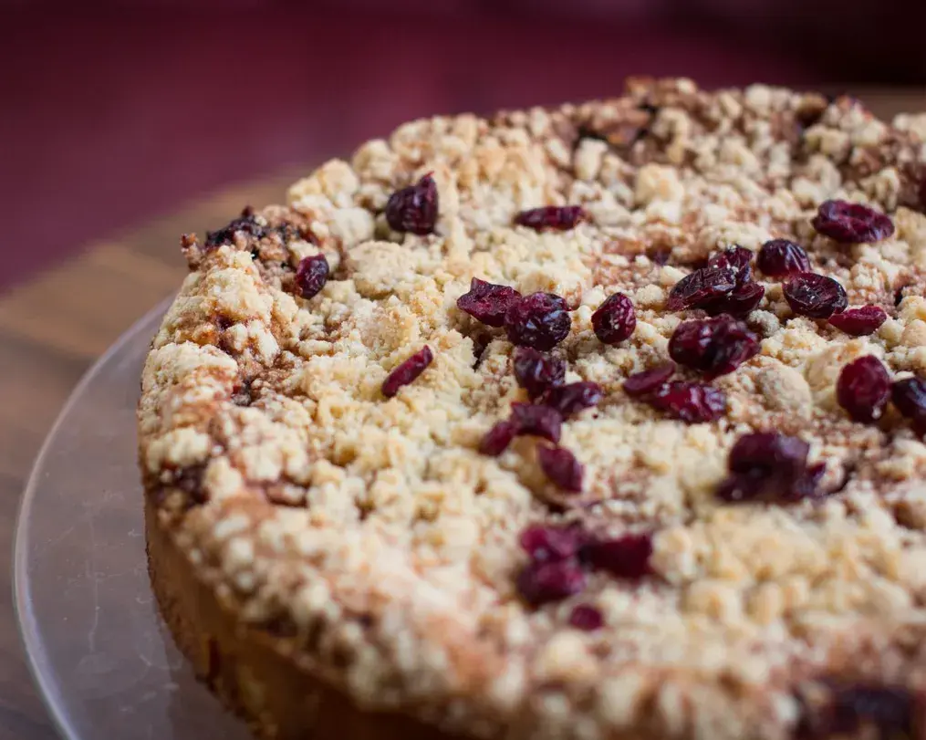 5 Ways to Achieve a Golden and Crispy Crumble Topping