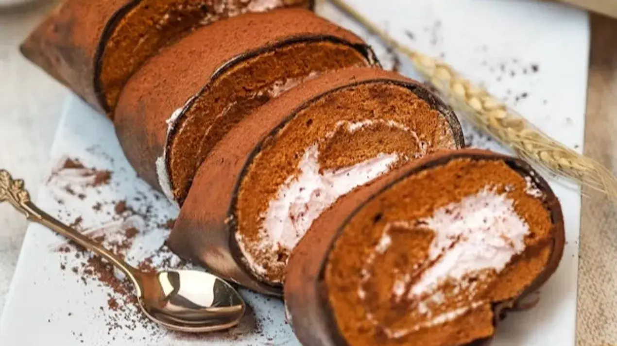 7 Secrets to Baking a Moist Cake Every Time - Without Extra Butter