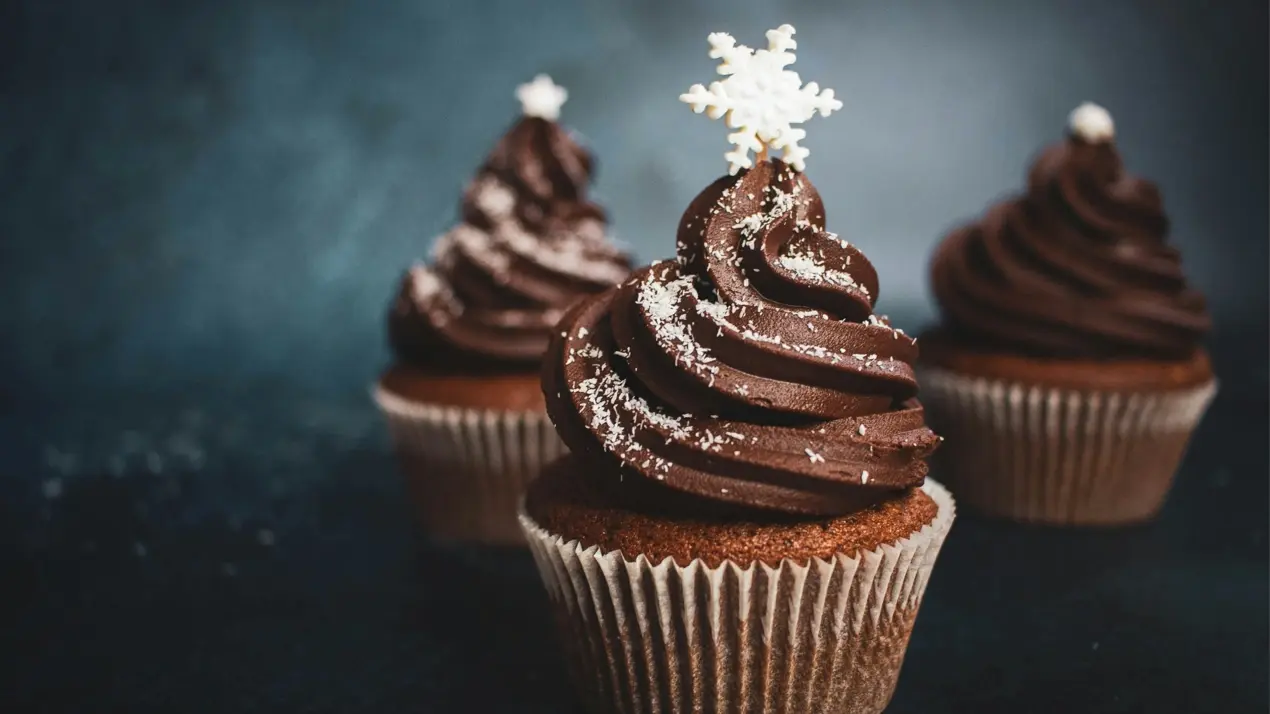 Chocolate Cupcake Design Ideas: 5 Creative Frosting Toppings And Decoration Techniques