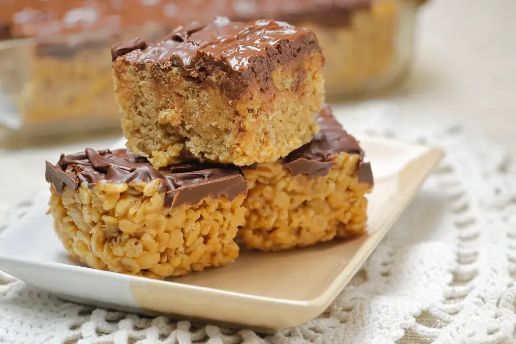 Chocolate Rice Krispie Treats with Almonds: 5 Tips for a Crunchy Finish