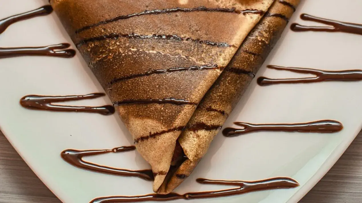 Easy Bournville Stuffed Crepes: Sweet Brunch You Can Meal-Prep