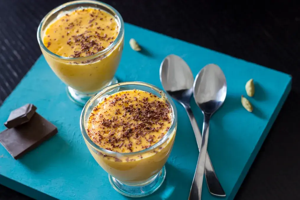 Flavor Pairing: Tropical Meets Chocolate in a Glass