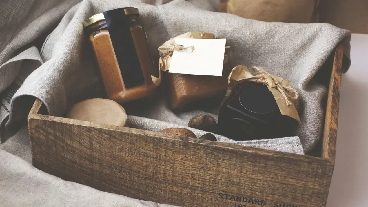 Handcrafted Luxury: Step-by-Step DIY Chocolate Hamper Box Ideas