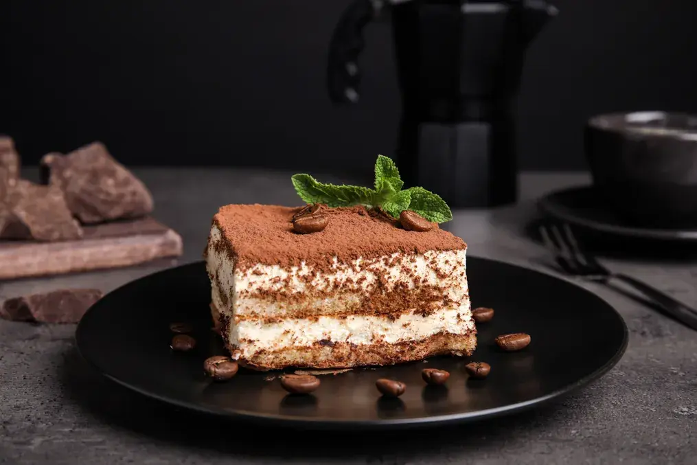 Hot Chocolate Powder Dessert with Dry Fruits: 5-Minute Fix