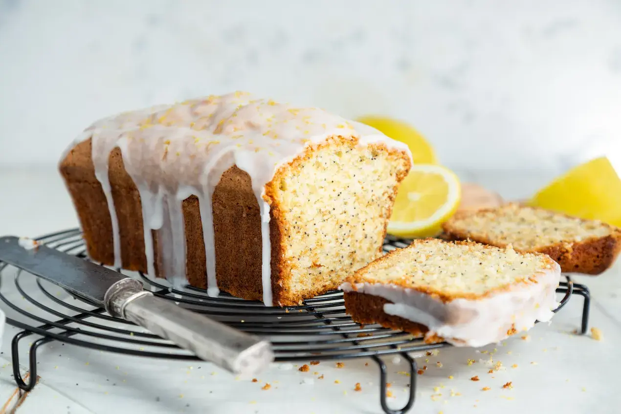 How to Create a Tangy Lemon Glaze with a Smooth Finish