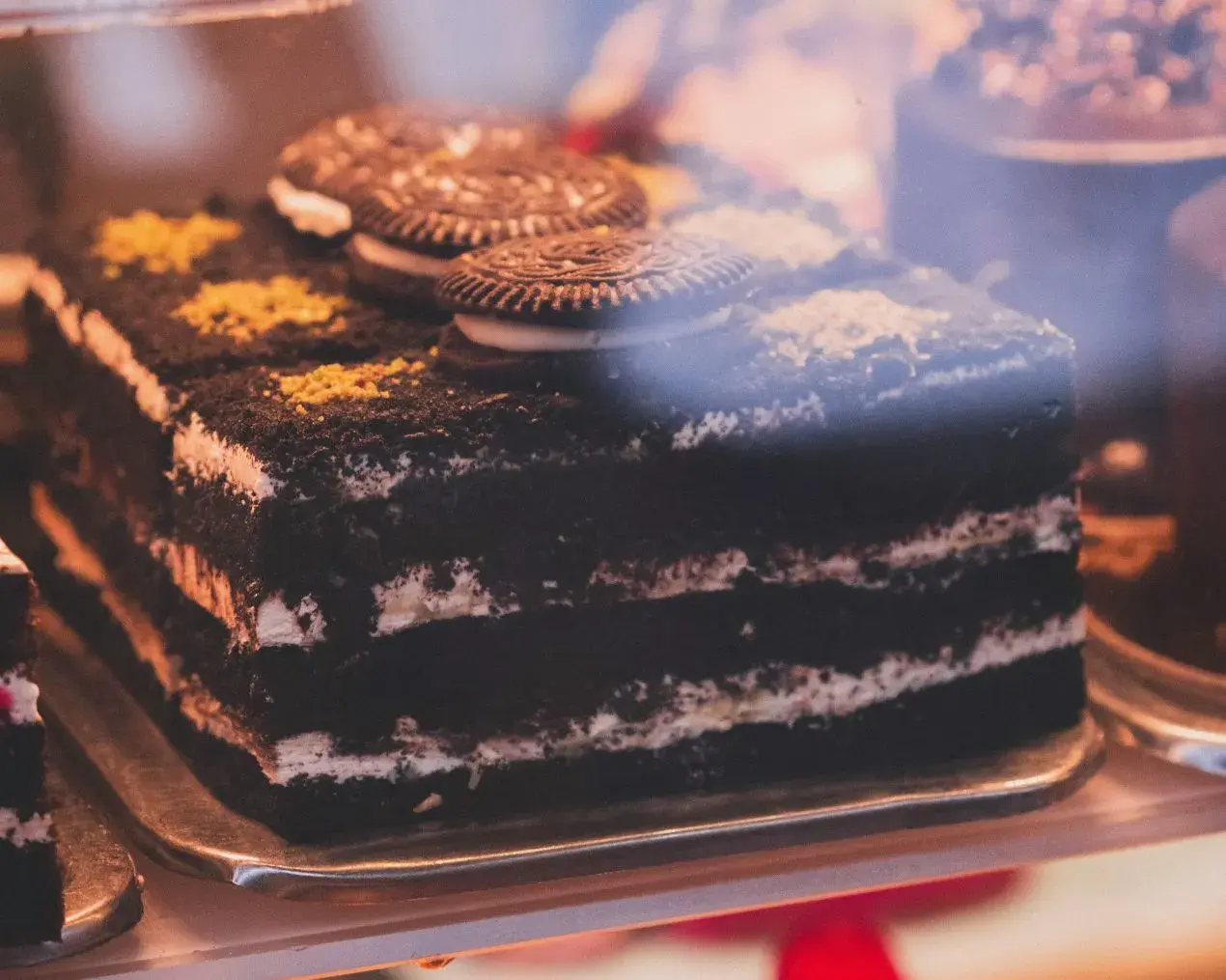 How to Decorate Your Million Dollar Cake with Dairy Milk Flakes