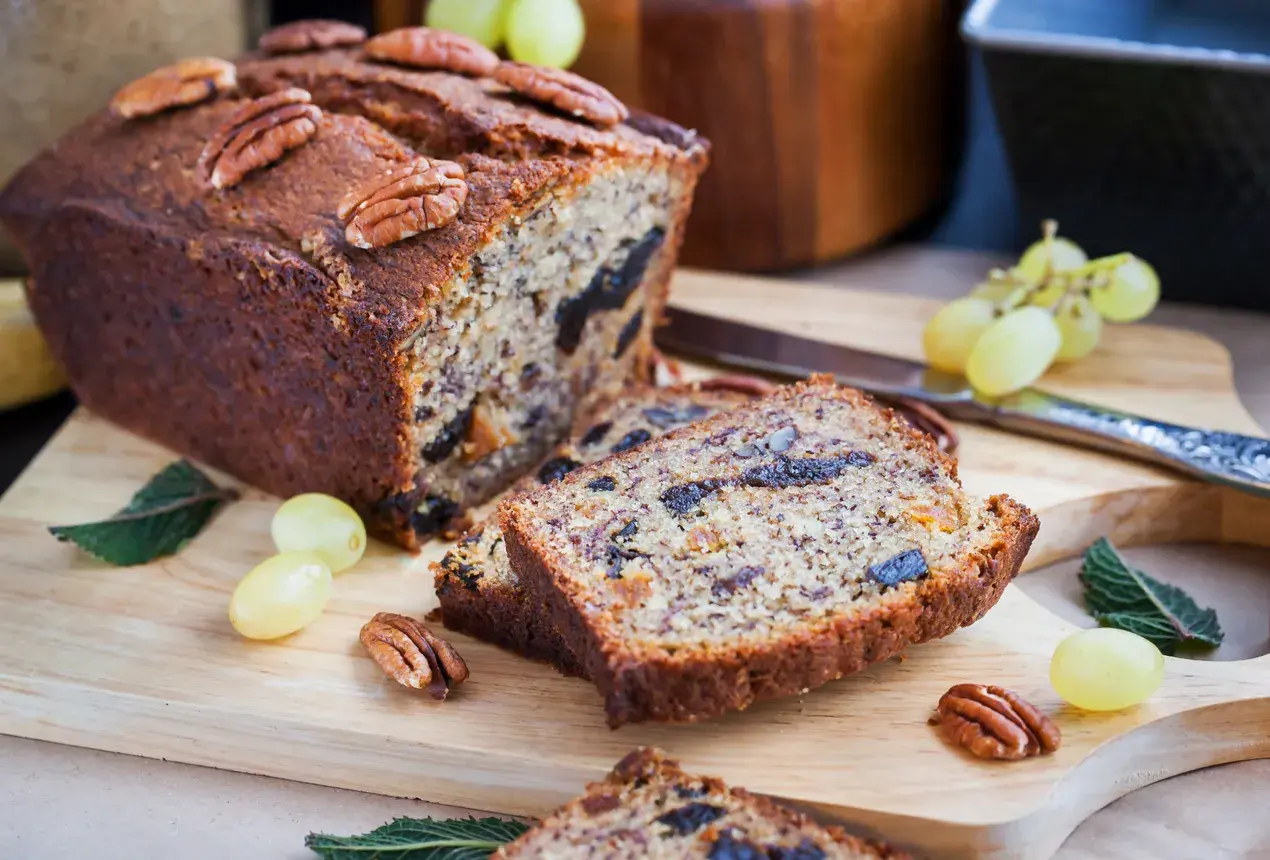 How to Keep Apricots Soft and Moist in Banana Cake