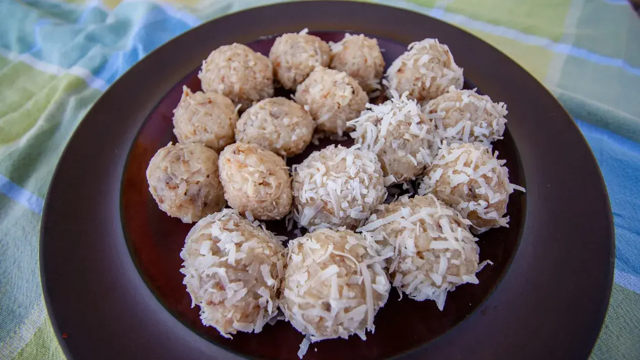 Quick Chocolate Coconut Laddoos with Cardamom in 10 Minutes
