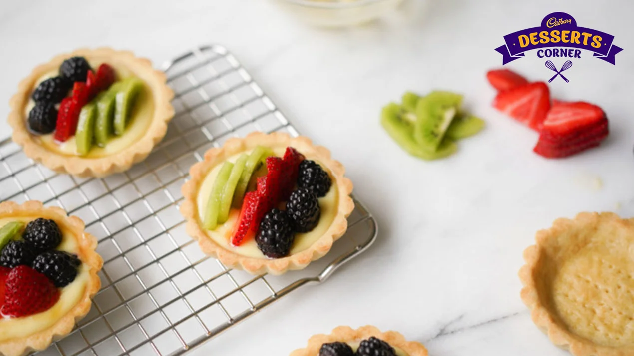 The Tiny Tarts Taking Over Dessert Trays