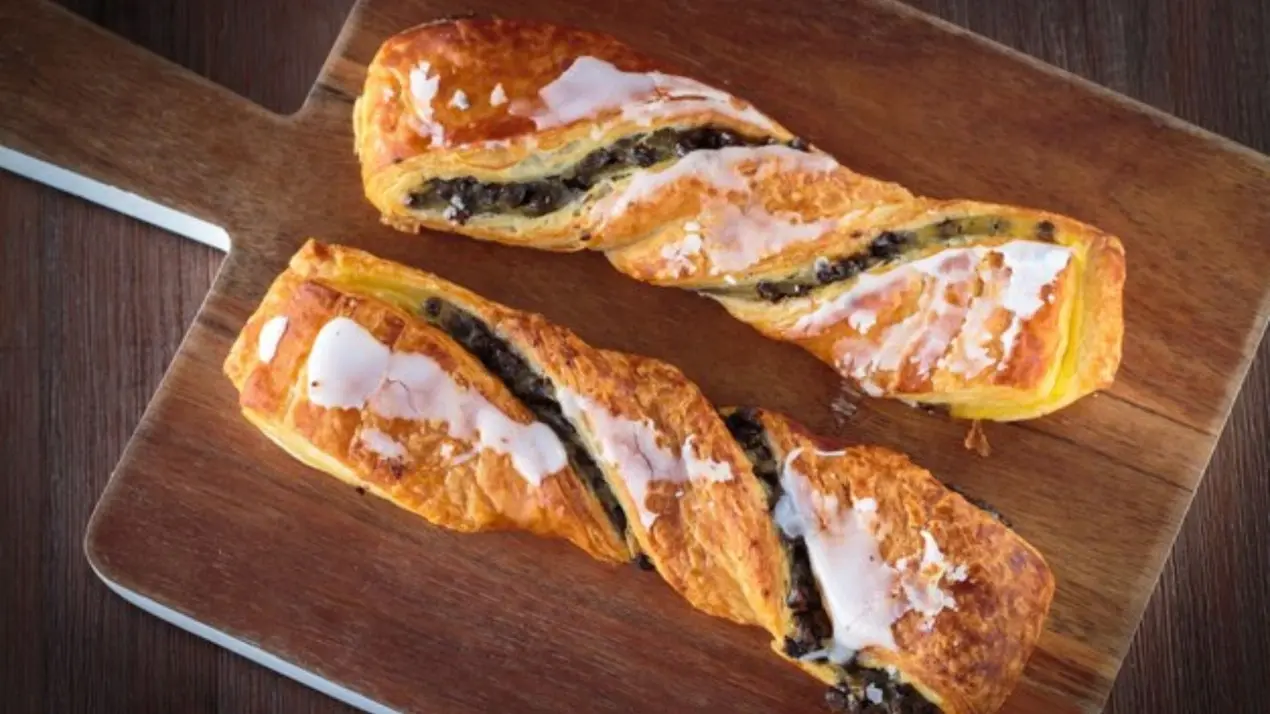 Viral Puff pastry chocolate ideas in 2025: Try Braids, Roses, Cubes and More