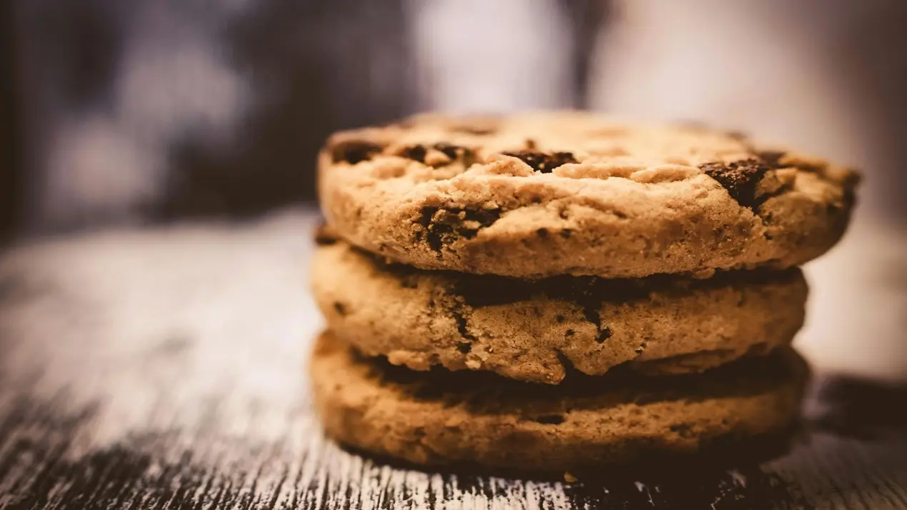 Winter Cookie Troubleshooting: Why Your Cookies Act Up in Cold Weather