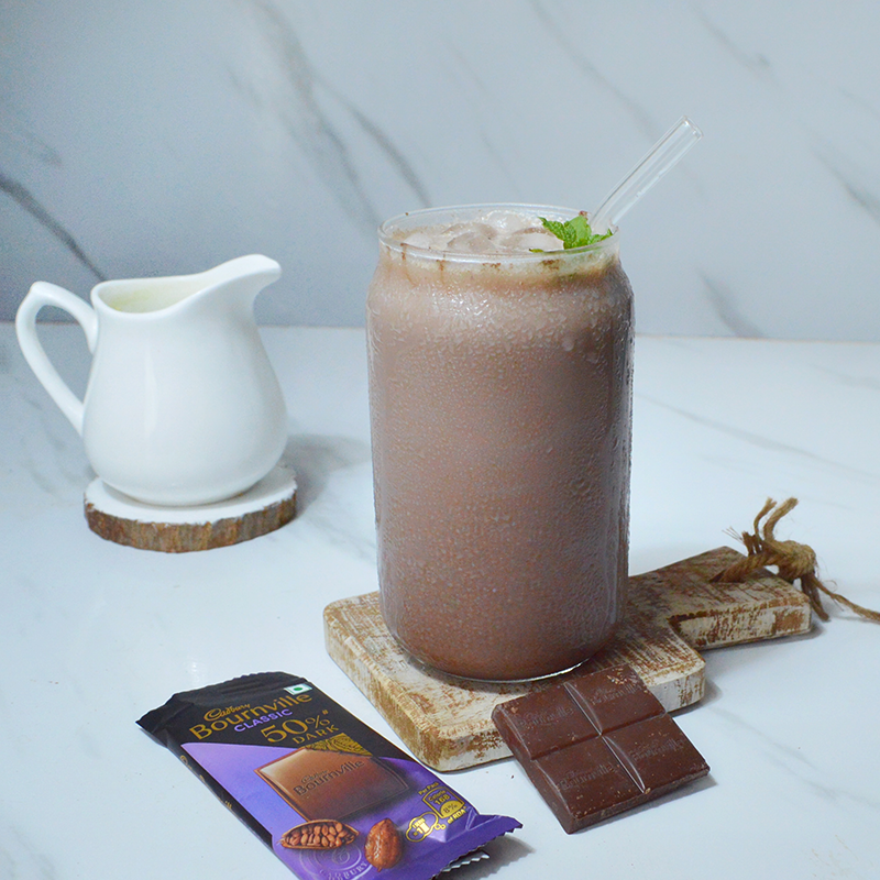 Bournville Iced Chocolate Drink | Desserts Corner
